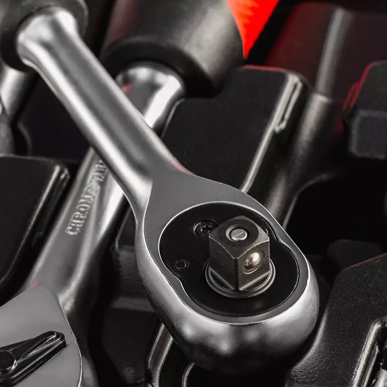 Набор ручных инструментов RUNTEC TECHNIC 121 предмет 1/2", 1/4" Набор ручных инструментов RUNTEC TECHNIC 121 предмет 1/2", 1/4"
