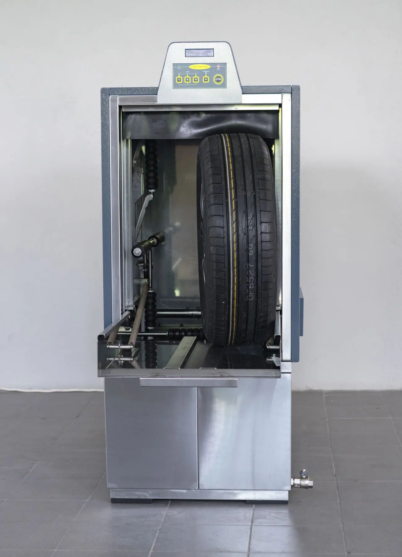 МОЙКА КОЛЕС ТОРНАДО COMPACT МОЙКА КОЛЕС ТОРНАДО COMPACT